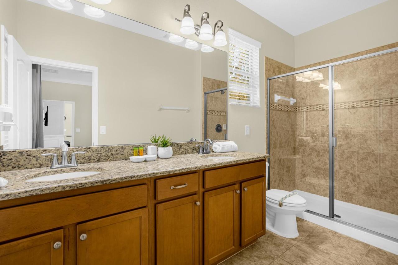 Light Yellow Home Lift Your Mood Near Disney 5Beds كيسيمي المظهر الخارجي الصورة